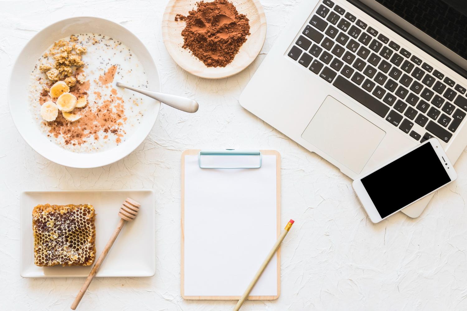 Eat Better at Work: Foods That Fuel Productivity and Focus